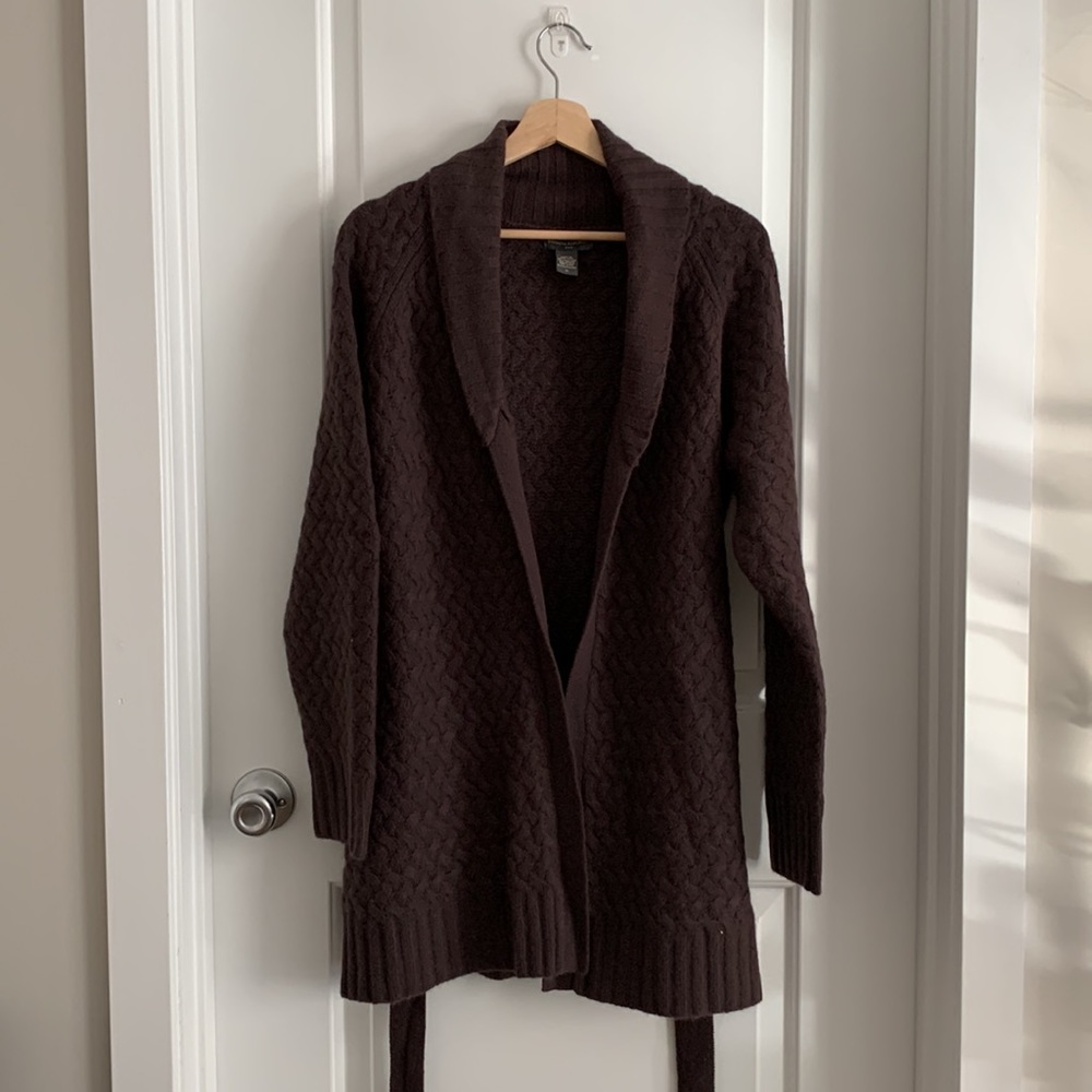 Banana Republic Luxe Sweater 🧵